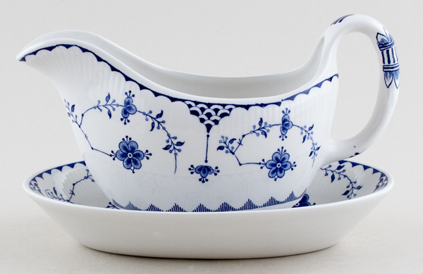 Sauce Boat and Stand c2000